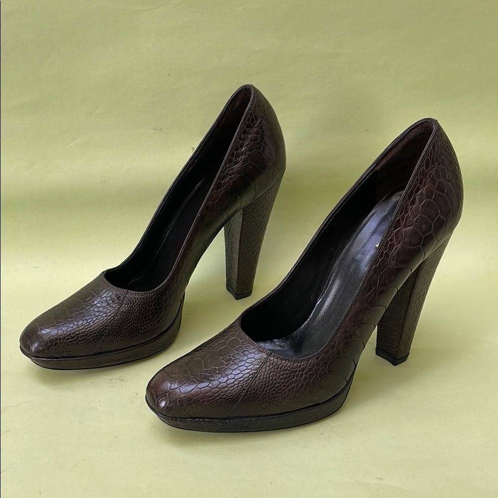 New Gucci Dark Brown Alligator/Leather Heels Elegant Design - Picture 2 of 13